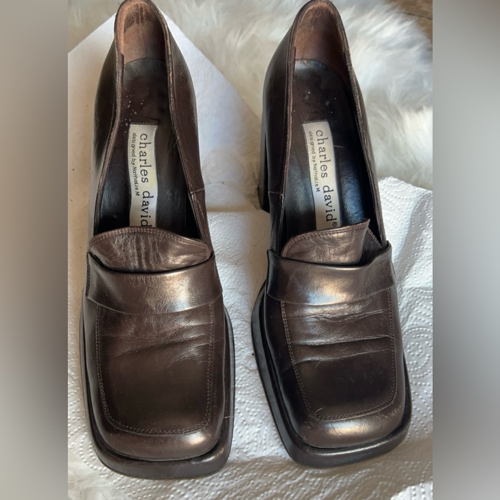 Charles David | Women’s Brown Leather Loafer Block Heels Shoes 6 1/2 - Picture 3 of 9